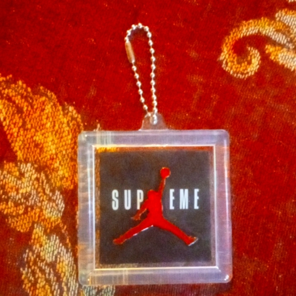 Supreme x Jordan Keychain